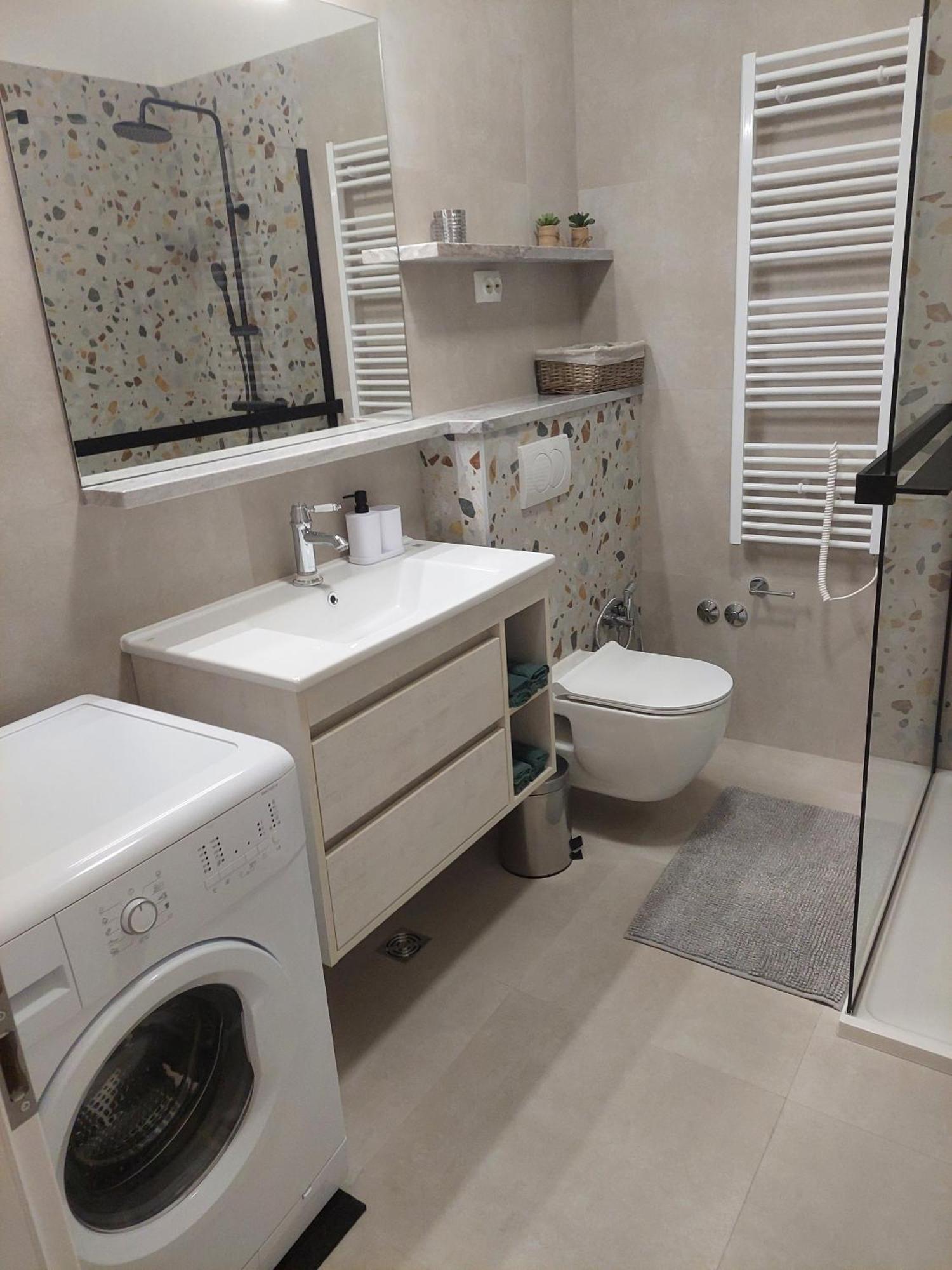 Apartments Iskra Stobrec Ngoại thất bức ảnh