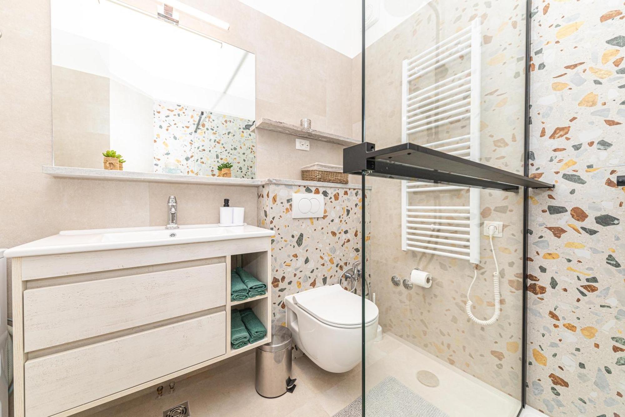 Apartments Iskra Stobrec Ngoại thất bức ảnh
